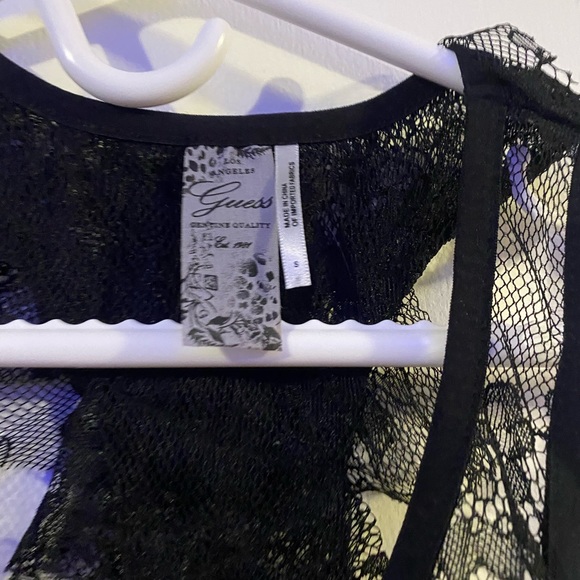 Guess lace top - Picture 2 of 3